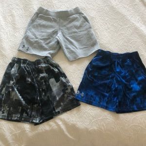 Under armour shorts Sz youth xs